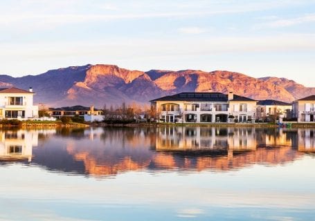 Live, work and play at Val de Vie
